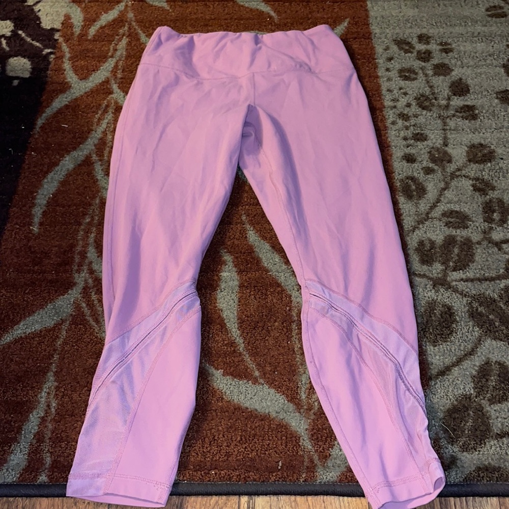 Athletic leggings